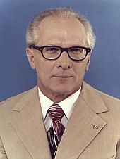 Erich Honecker, head of state (1971-1989) Bundesarchiv Bild 183-R1220-401, Erich Honecker (cropped).jpg