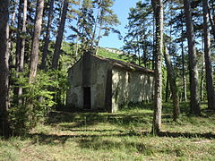 Chapelle Saint-Georges, dans les bois.