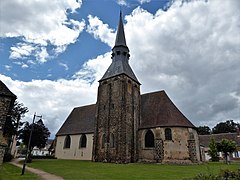 Clocher, chevet et mur sud.