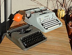 Schreibmaschinen Hermes Baby und Hermes 3000