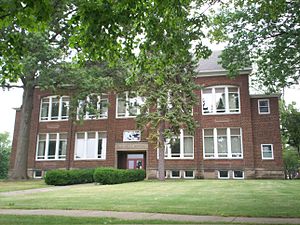 Picture of DePeyster School in Kent, Ohio, now...