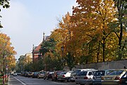 Ulica Kopernika, część wschodnia. Po prawej – budynki dawnego Szpitala Uniwersyteckiego UJ.