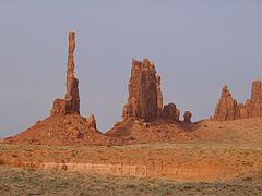 Totem Pole (137 m) in Monument Valley, Verenigde Staten