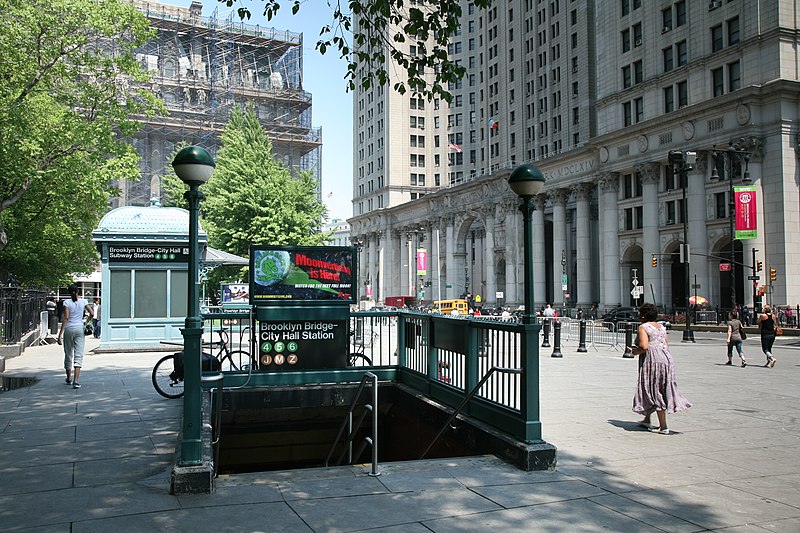 800px-NYC_Brooklyn_Bridge_station.jpg