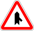 Merging traffic on right