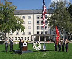 911 Memorial at U.S. Consulate General Frankfurt, Presenting colors.jpg