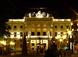 Bratislava, Staré Mesto, Hviezdoslavovo námestie, budova SND crop.jpg