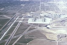 Looking west, January 1966. Only concourses A, B, and C existed then. A United Airlines Pilot Training Center was later built on the vacant land between the airport's west boundary and the housing tracts. Jan1966-StapletonAirportDenver.jpg