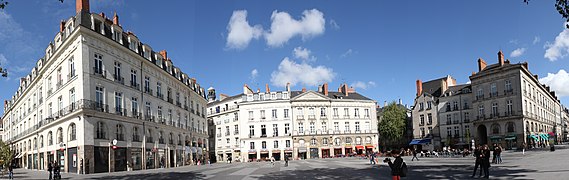 Place du Bouffay, au cœur du Bouffay.