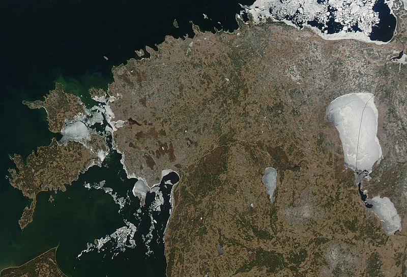 File:Satellite image of Estonia in April 2004.jpg