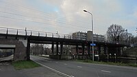 De brug bevindt zich net in de gemeente Den Haag