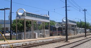 Warrensville Cleveland RTA Blue Line station.jpg