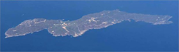 France : Le village naturiste Héliopolis, situé sur l'île du Levant, dans le Var (France), créé en 1931.