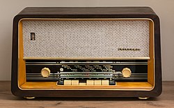 Odbiornik radiowy Światowid z 1964 roku