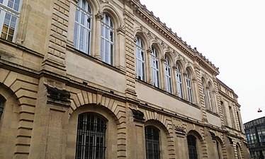 Ancienne bibliothèque municipale de Bordeaux (1883).
