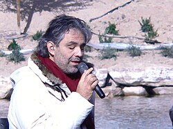 Andrea Bocelli en una imachen de 2006.