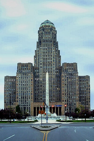 402px-Buffalo_City_Hall_-_001.jpg