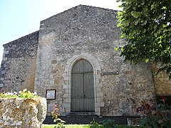 Façade ouest de l’église.