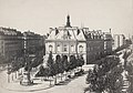 Monument au prince Eugène Napoléon devant la mairie du 11e arrondissement.