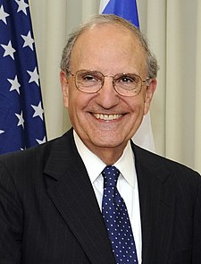 Mitchell in 2009 George Mitchell in Tel Aviv July 26, 2009.jpg