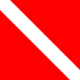 Красный флаг с белой диагональной полосой