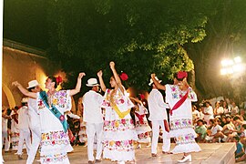 Jarana, Plaza Santa Lucía, Mérida, Yucatán, México, 1987.