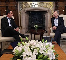 Argentine president Mauricio Macri meets with heads of Amgen, in 2018. Macri Amgen.jpg