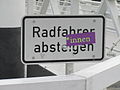 Gendersternchen auf einem Schild (Seitenaufrufe des Artikels pro Monat: rund 40.000)