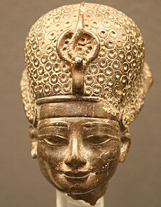 Голова статуи фараона Тутмоса IV