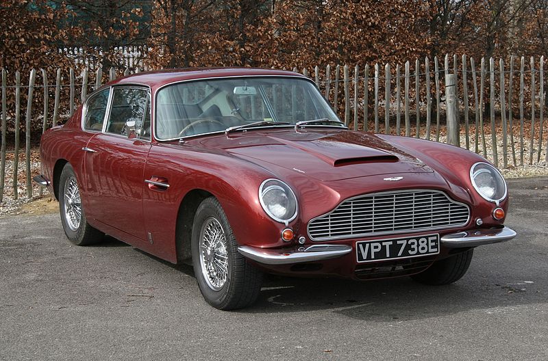 File:Aston Martin DB6 r.jpg