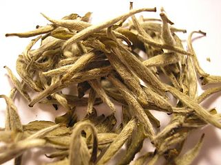 Fuding Bai Hao Yinzhen čaj, bijeli čaj