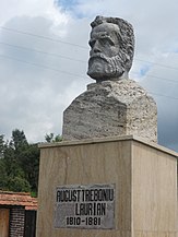 Bustul lui August Treboniu Lurian (monument istoric)