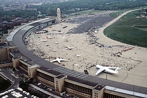 FlughafenBerlinTempelhof1984
