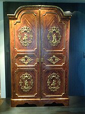 Louis XV Rocaille armoire (1725–30) Charlesa Cressenta, (1725–30)