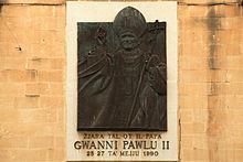 Plaque in Valletta commemorating Pope John Paul II's visit in 1990 Malta - Valletta - Triq ir-Repubblika 18 ies.jpg