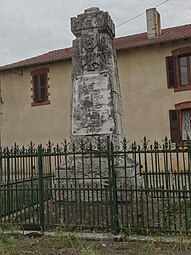 Le monument aux morts.