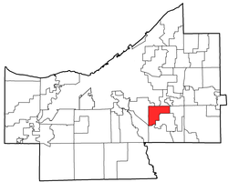 Location of Maple Heights in Cuyahoga County