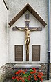 De Monument aux Morts virun der Kierch