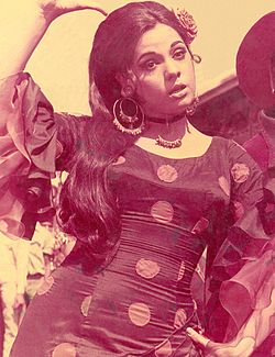 Mumtaz elokuvassa Tangewala (1972)