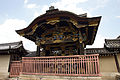 La porte Karamon a été déplacée au Nishi Hongan-ji.