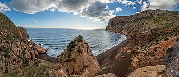 La plage de la Cola del Caballo à La Unión (région de Murcie). (définition réelle 9 250 × 4 020)