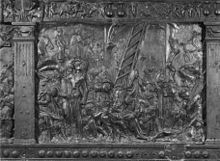Bronze bas-relief depicting a war scene