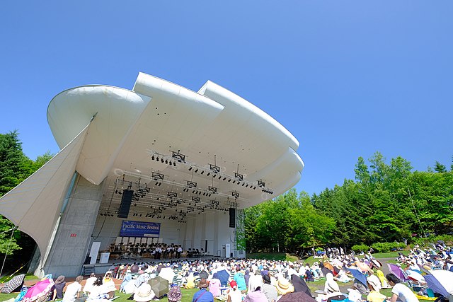 PMFのコンサート主会場の一つ、札幌芸術の森・野外ステージ（2017年）