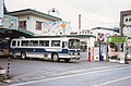 JRバスの塩原温泉バスターミナル。前面の道路は古町温泉付近の塩原街道旧道