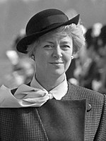 Vigdís Finnbogadóttir var fyrst kvenna kjörin forseti í lýðræðislegum kosningum árið 1980. Hér er hún á mynd sem var tekin 1985.