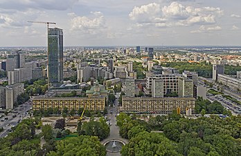 Vue de Varsovie depuis le palais de la culture et de la science. (définition réelle 4 909 × 3 186)