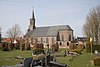 Parochiekerk Sint-Martinus met kerkhof