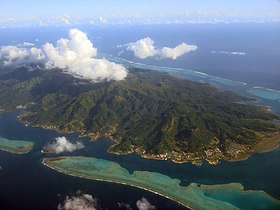 Le mont Temehani sur l'île de Raiatea.