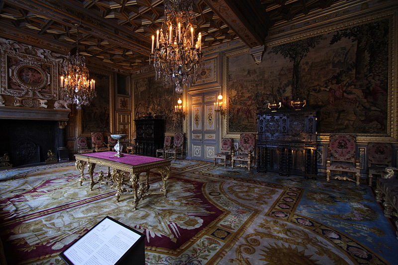 Fichier:Chateau de Fontainebleau FRA 022.JPG