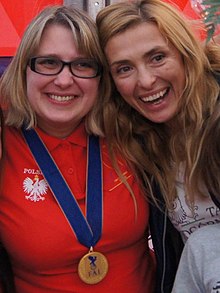 Ewa Prawicka-Linke bei der Siegerehrung 2015 mit Beata Choma